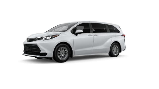 2026 Toyota Sienna LE — photo 1 of 11