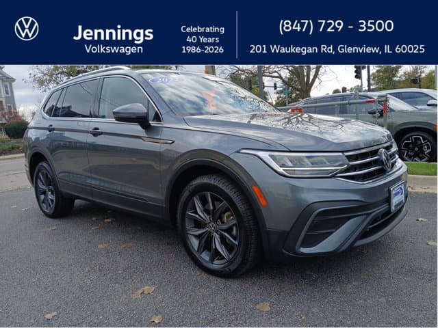 2022 Volkswagen Tiguan SE — photo 1 of 29