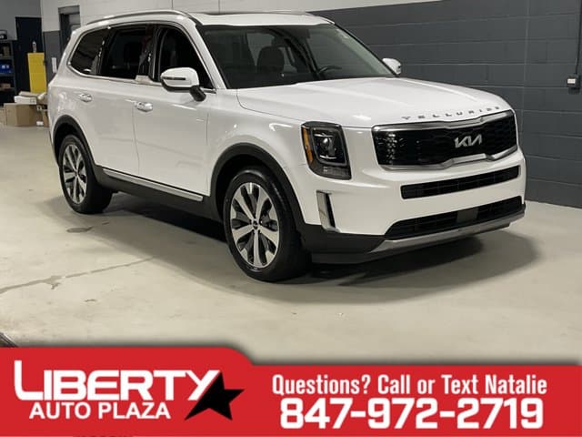 2022 Kia Telluride S — photo 1 of 19