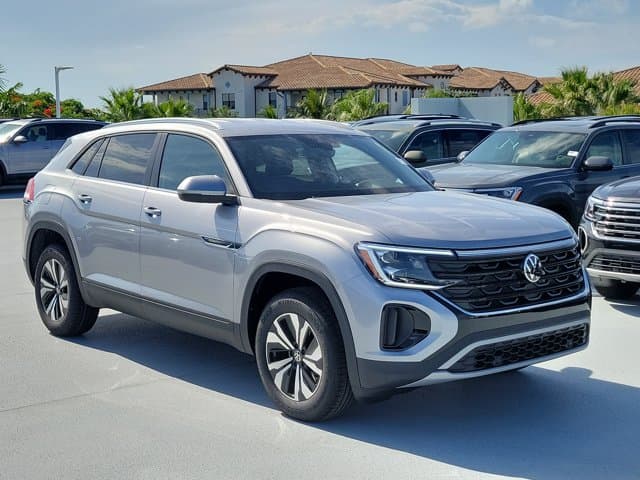 2026 Volkswagen Atlas Cross Sport 2.0T SE — photo 1 of 30