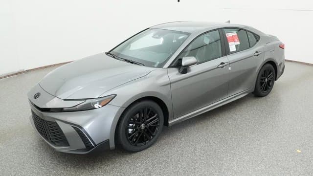2026 Toyota Camry SE — photo 1 of 32
