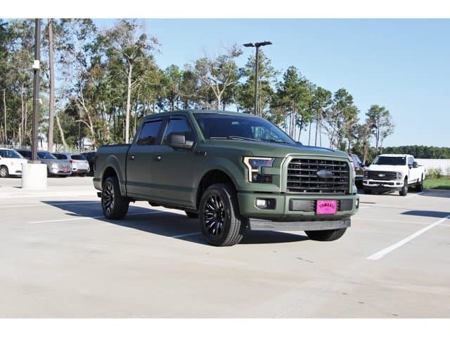 2017 Ford F-150 Base — photo 1 of 33