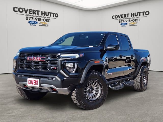 2023 GMC Canyon 4WD AT4 — photo 1 of 32