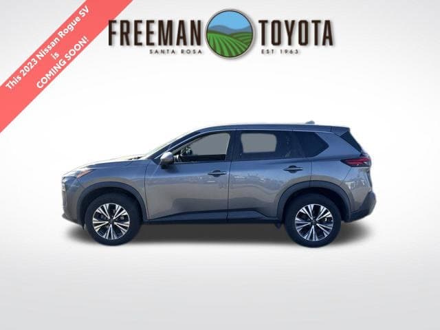 2023 Nissan Rogue SV — photo 1 of 8