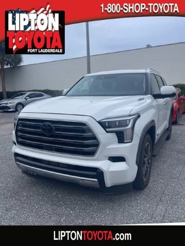 2024 Toyota Sequoia Base — photo 1 of 5