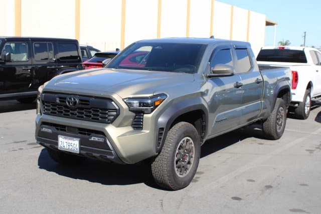2025 Toyota Tacoma 4WD TRD Off Road — photo 1 of 16