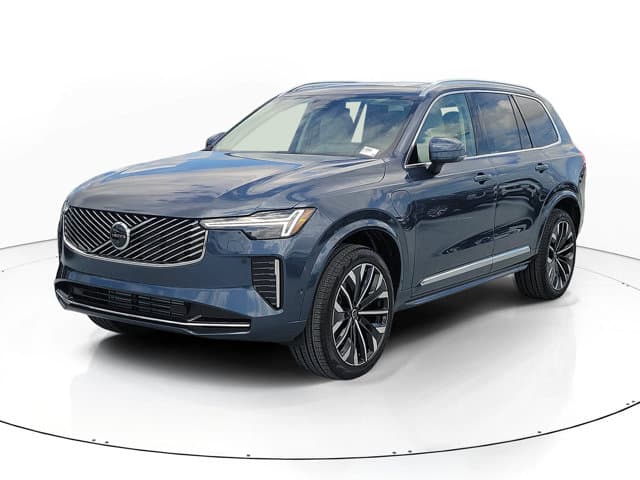 2026 Volvo XC90 Plug-In Hybrid Ultra — photo 1 of 27