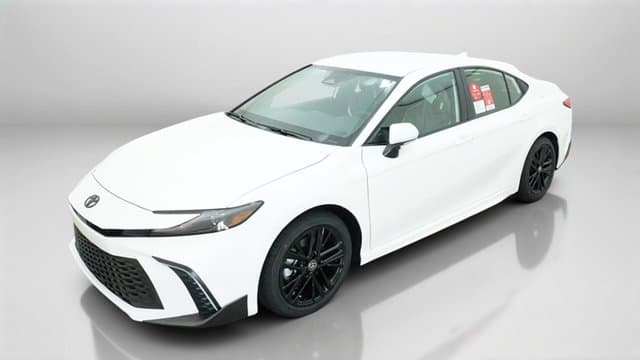 2027 Toyota Camry SE — photo 1 of 16