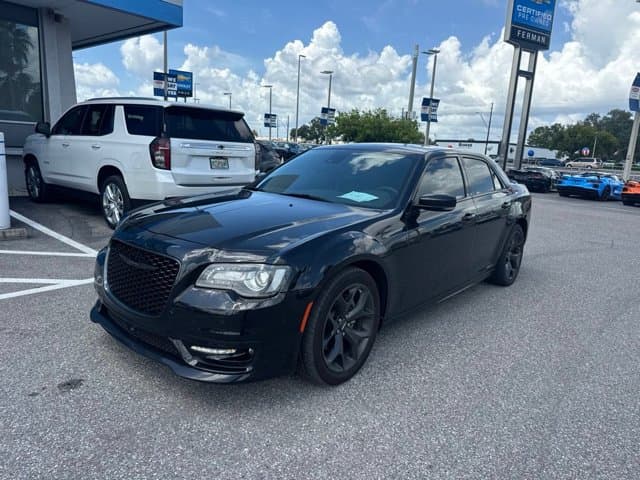2022 Chrysler 300 300S — photo 1 of 16