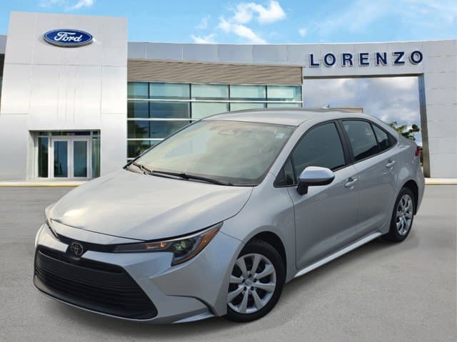 2024 Toyota Corolla LE — photo 1 of 22