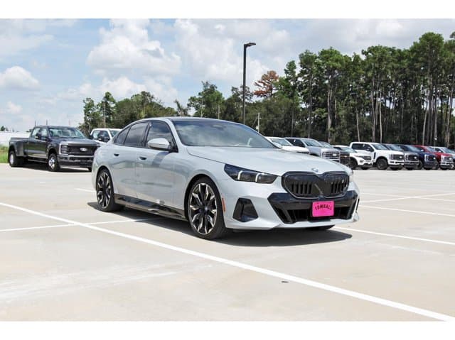 2024 BMW i5 eDrive40 — photo 1 of 39
