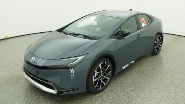 2027 Toyota Prius Plug-In Hybrid XSE Premium — photo 1 of 32