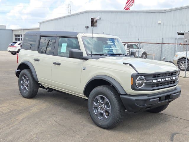 2026 Ford Bronco Big Bend — photo 1 of 15