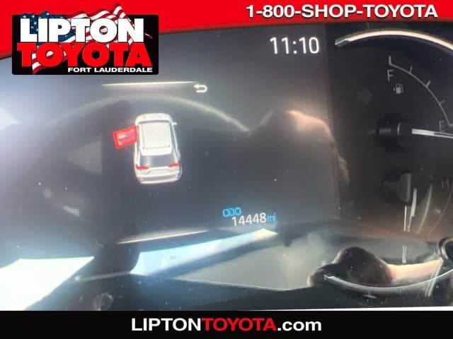 2025 Toyota RAV4 XLE — photo 1 of 2