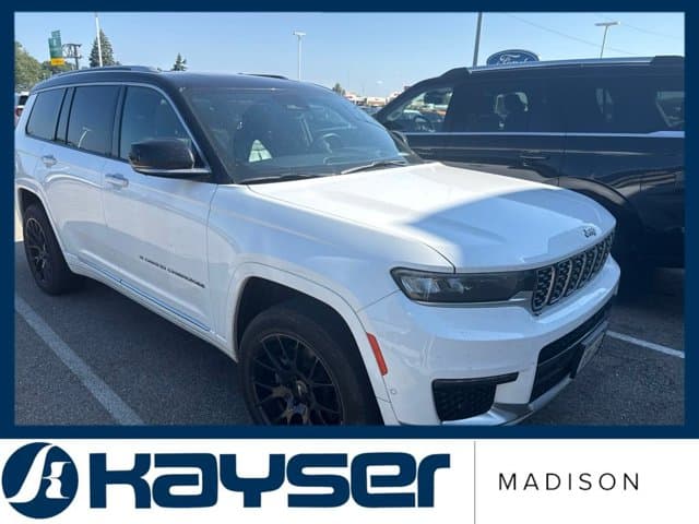 2021 Jeep Grand Cherokee L Summit — photo 1 of 4