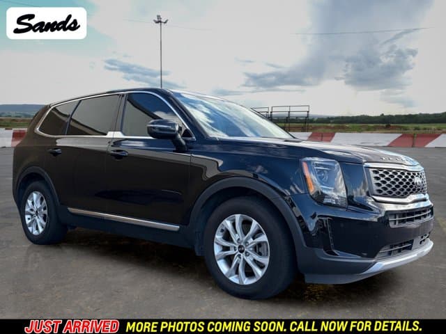 2021 Kia Telluride LX — photo 1 of 15