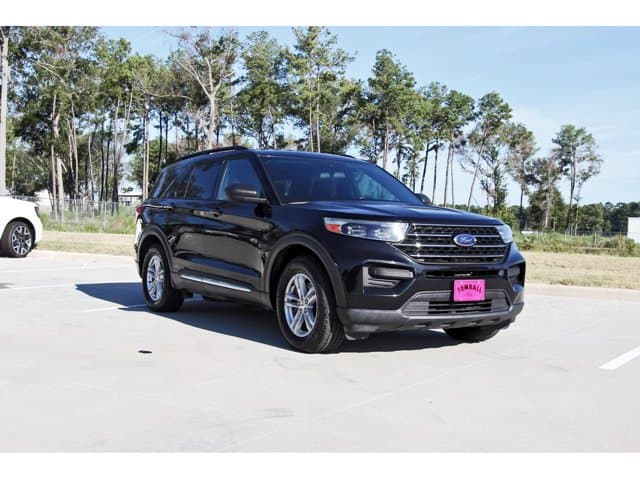 2020 Ford Explorer XLT — photo 1 of 37