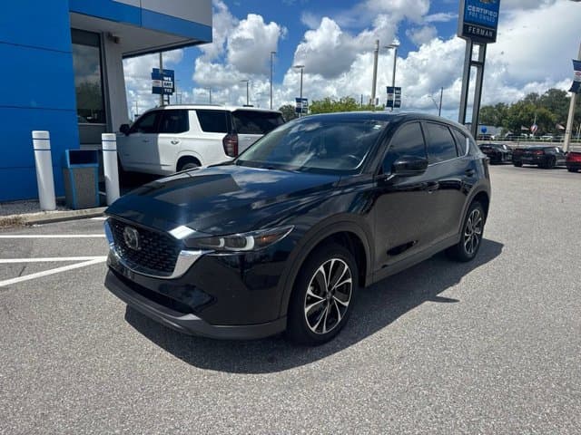 2022 Mazda CX-5 2.5 S Premium Package — photo 1 of 16