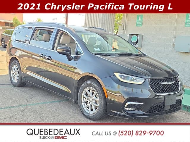2021 Chrysler Pacifica Touring L — photo 1 of 10
