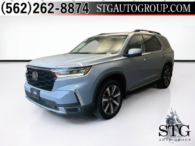 2024 Honda Pilot Touring — photo 1 of 16