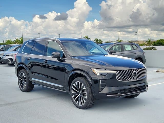 2027 Volvo XC90 Plus — photo 1 of 31