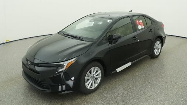 2027 Toyota Corolla Hybrid LE — photo 1 of 32