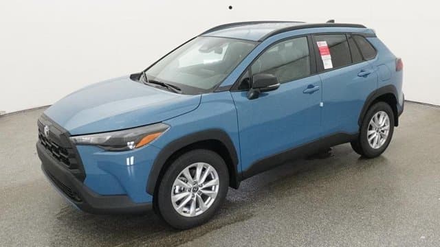 2026 Toyota Corolla Cross LE — photo 1 of 52