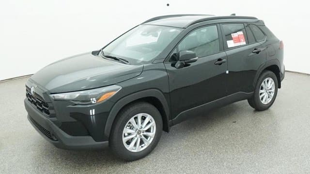 2026 Toyota Corolla Cross LE — photo 1 of 52