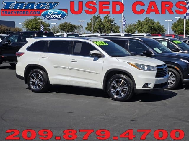 2016 Toyota Highlander XLE — photo 1 of 27