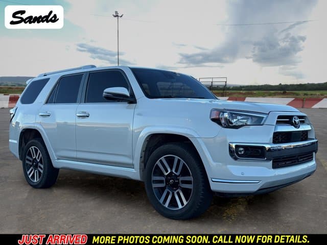 2023 Toyota 4Runner Limited — photo 1 of 14