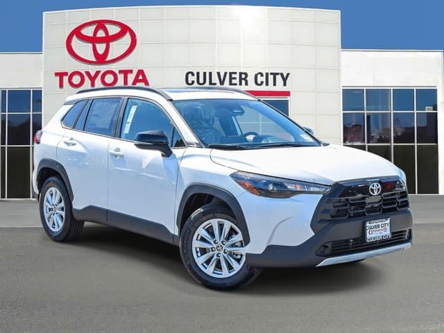 2026 Toyota Corolla Cross LE — photo 1 of 26