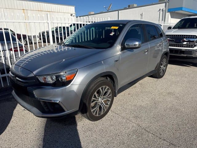 2018 Mitsubishi Outlander Sport ES 2.0 — photo 1 of 11