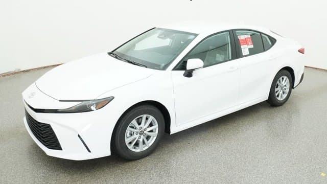 2026 Toyota Camry LE — photo 1 of 32