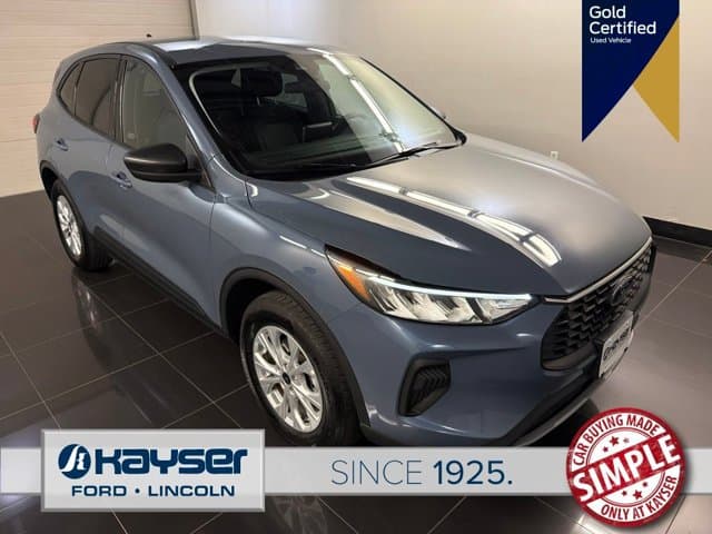 2025 Ford Escape Active — photo 1 of 41