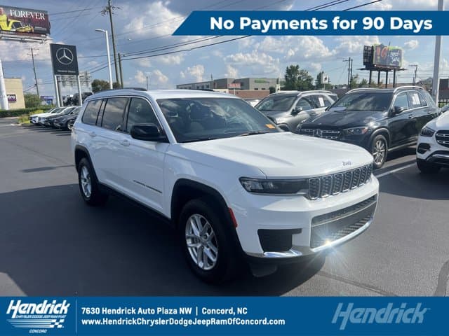 2023 Jeep Grand Cherokee L Laredo — photo 1 of 38