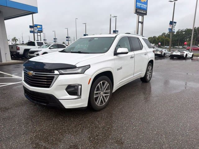 2023 Chevrolet Traverse High Country — photo 1 of 19