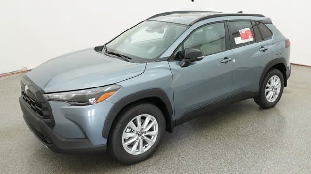 2026 Toyota Corolla Cross LE — photo 1 of 32