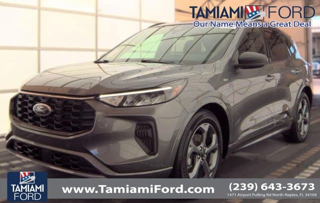 2023 Ford Escape ST-Line — photo 1 of 6