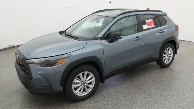 2026 Toyota Corolla Cross LE — photo 1 of 32