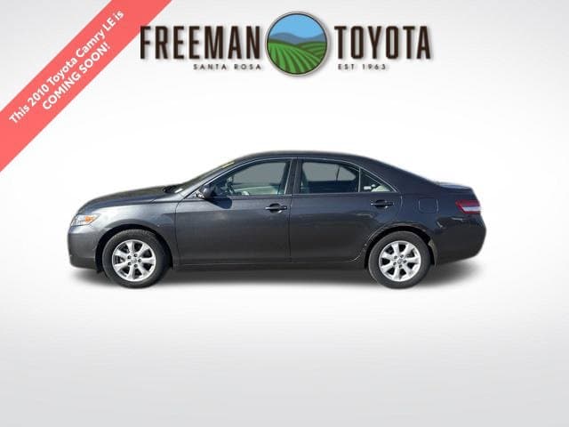 2010 Toyota Camry LE — photo 1 of 7