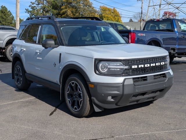 2026 Ford Bronco Sport Outer Banks — photo 1 of 26