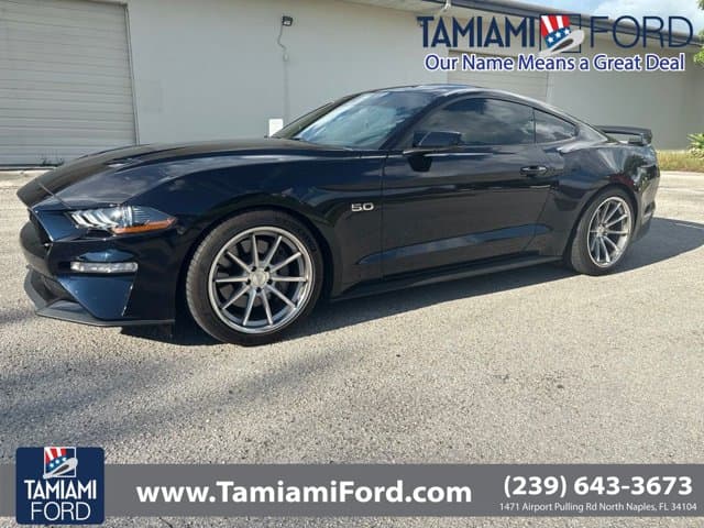 2021 Ford Mustang GT Premium — photo 1 of 4