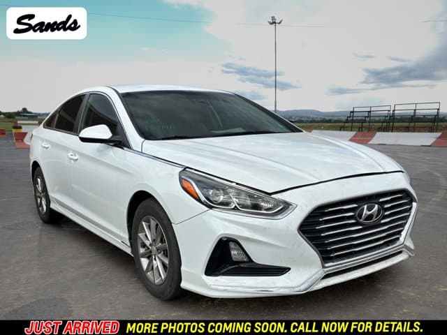2019 Hyundai Sonata SE — photo 1 of 11