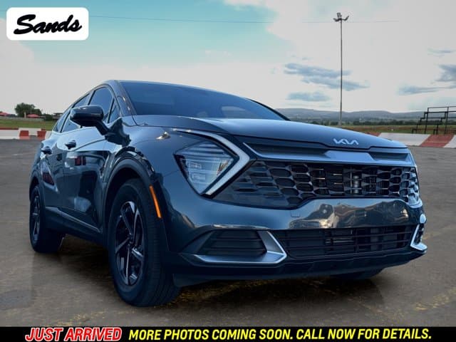 2025 Kia Sportage Hybrid LX — photo 1 of 16
