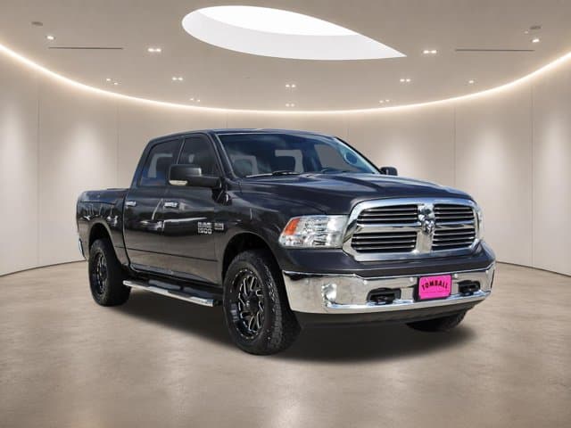 2017 RAM 1500 Big Horn — photo 1 of 13