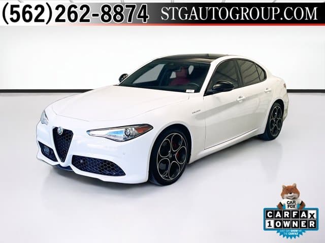 2023 Alfa Romeo Giulia Veloce — photo 1 of 20