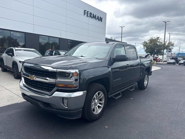 2018 Chevrolet Silverado 1500 LT — photo 1 of 14