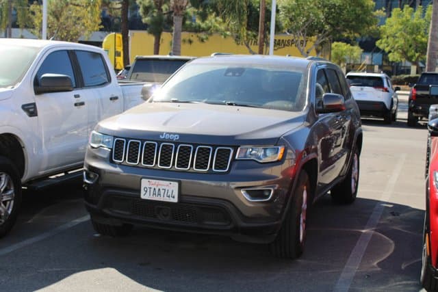 2021 Jeep Grand Cherokee Laredo E — photo 1 of 16