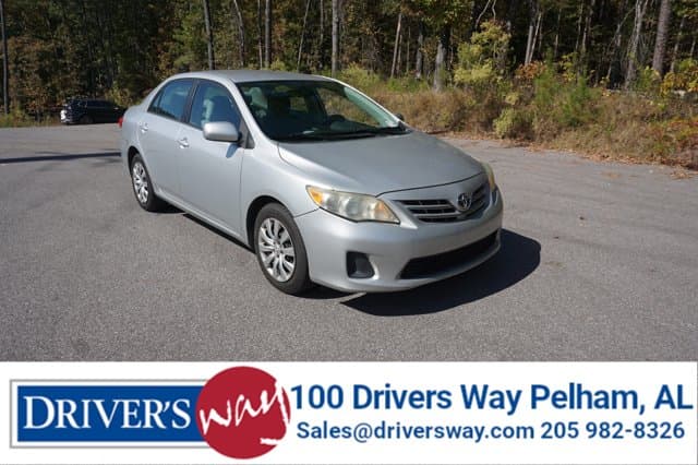 2013 Toyota Corolla LE — photo 1 of 19