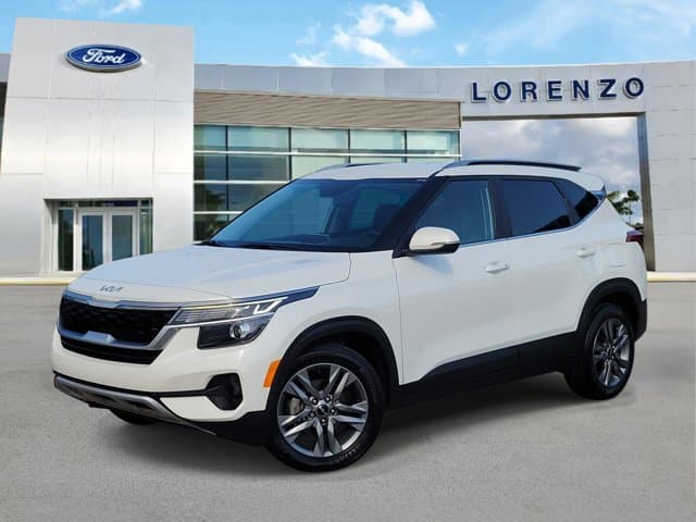 2023 Kia Seltos S — photo 1 of 28